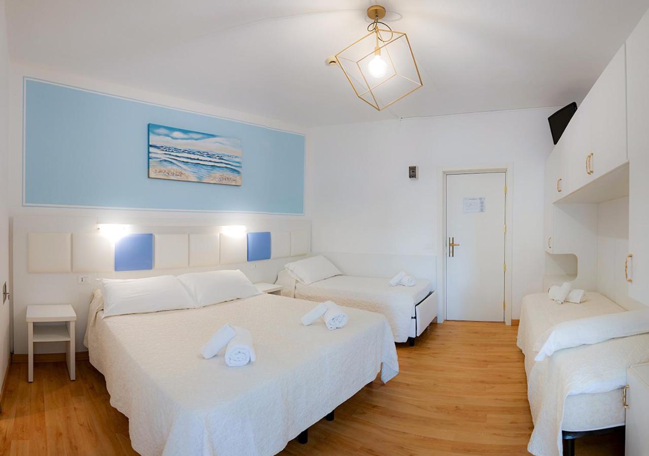 Hotel Gioiosa Cesenatico Exteriör bild